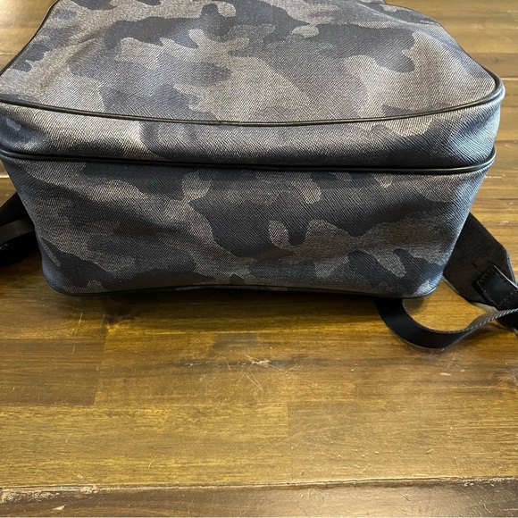Michael Kors Jet Set Camo Backpack - Picture 4 of 15